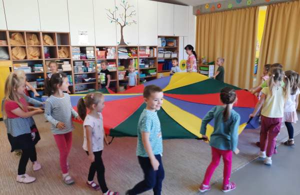 Září v mateřské škole - Včelky